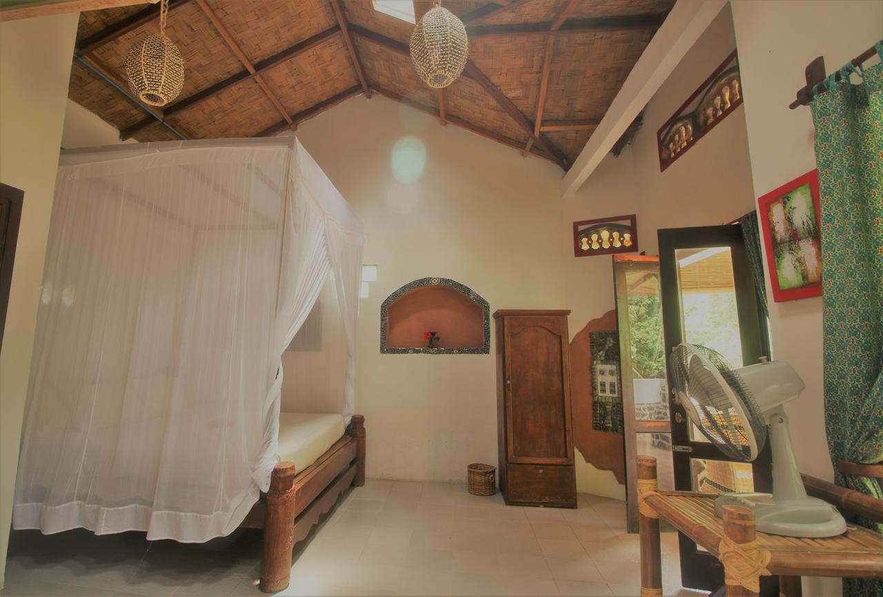 Jungle Tribe Guesthouse Berastagi Esterno foto